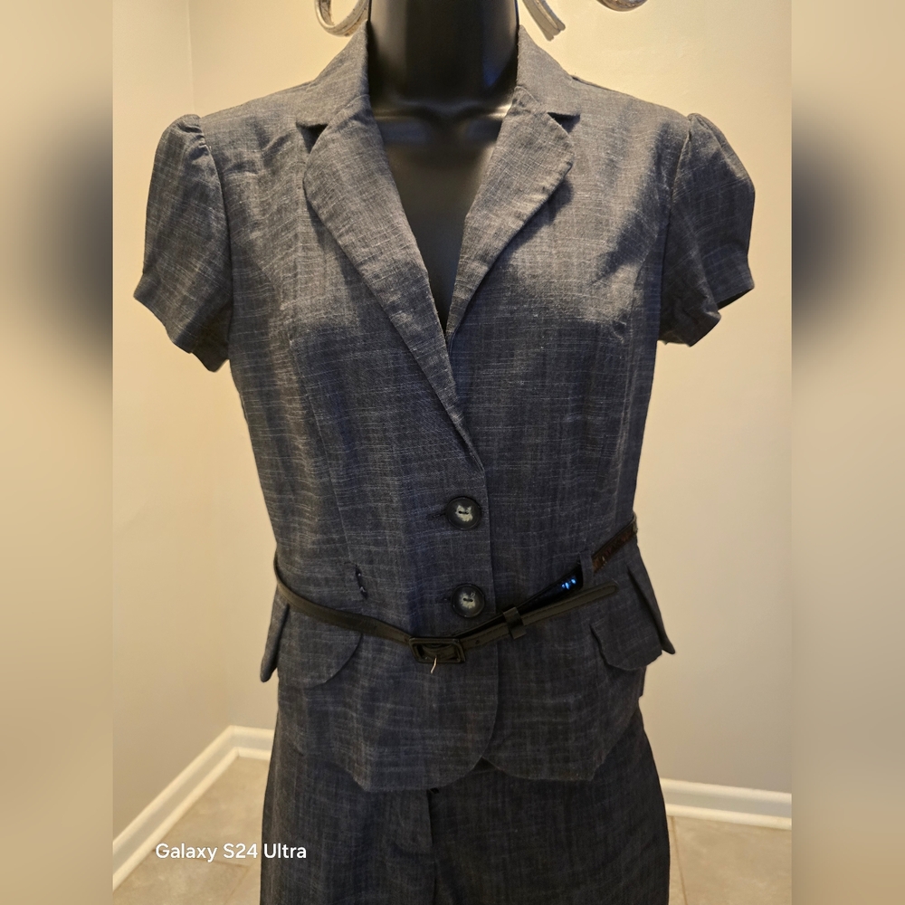 Pant Suit Set - Picture 2 of 4